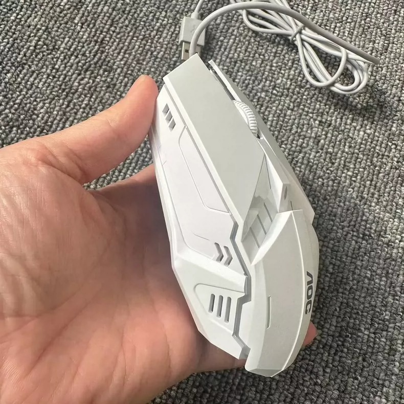 AOC MS120鼠标有线白色 6.8元  全新未拆封，原装正品！大量库存现货 VlP价！ 有量包邮！ 这款一箱100个！ 零售下单仅需5元运费即可！ 欢迎合作